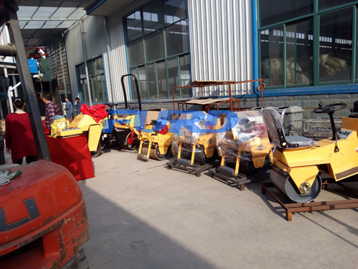 福瑞得機(jī)械座駕壓路機(jī)，手扶壓路機(jī)，小型灌縫機(jī)，井蓋切割機(jī)及時(shí)發(fā)貨
